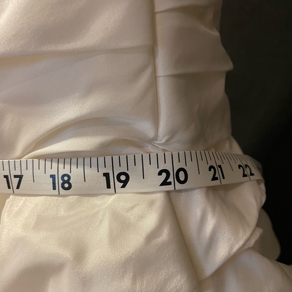 Mori Lee by Madeline Gardner Pleated Bodice Ruched Ball Gown Wedding Dress Sz 16 - Picture 8 of 15